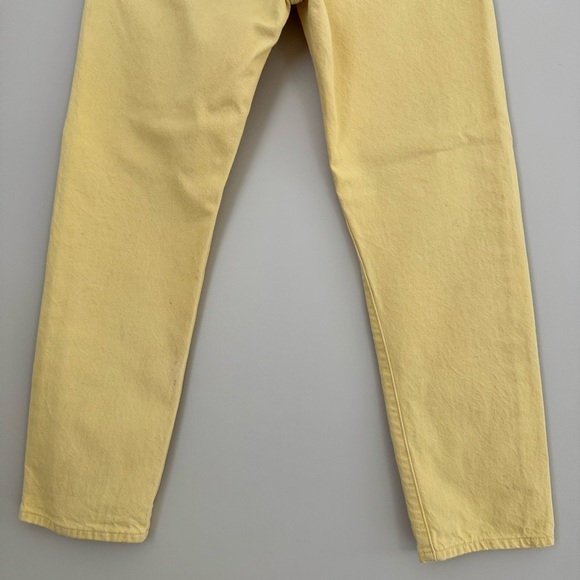 🌼 Levi’s 501 Cropped Jean in Botanical Yellow size 26 - Picture 12 of 16